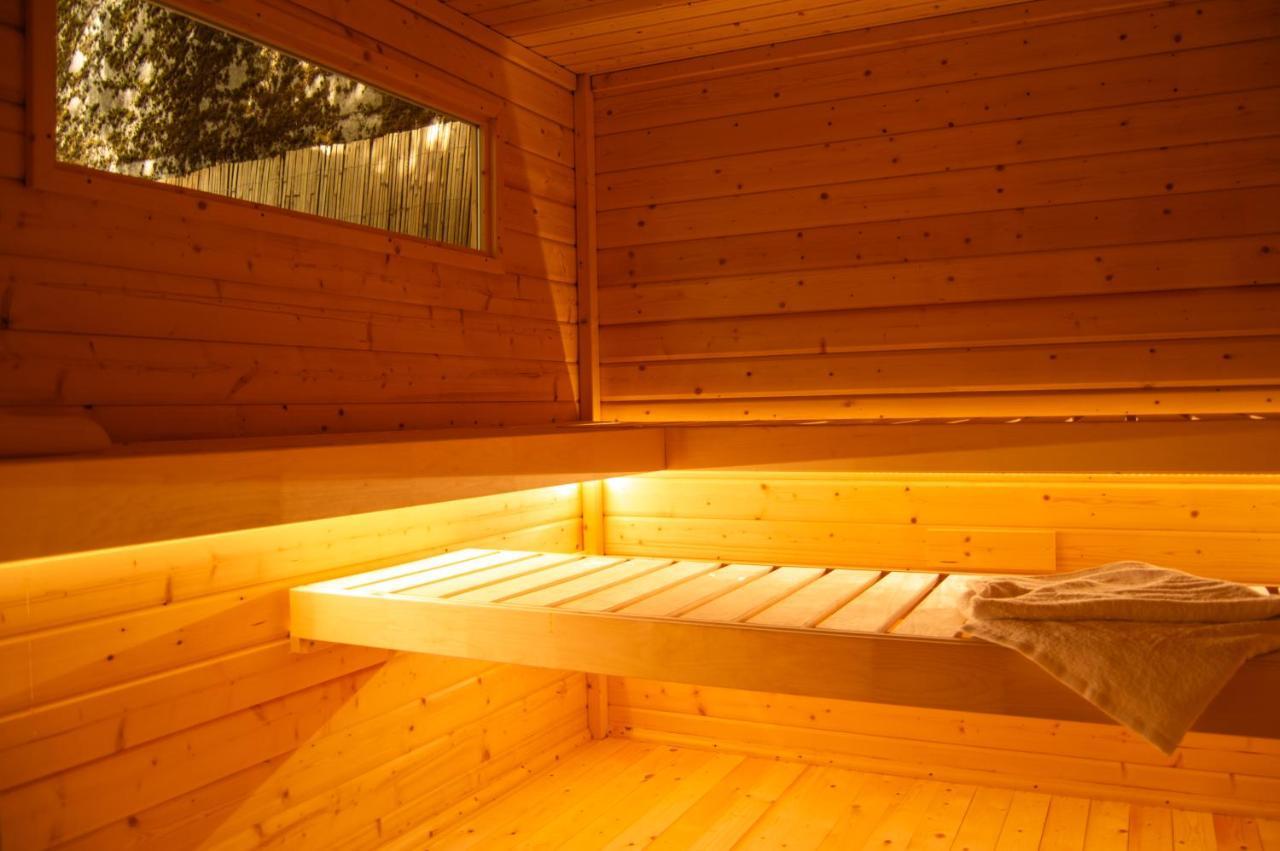 Wellness Mitten In Der Wasserfallstadt Triberg